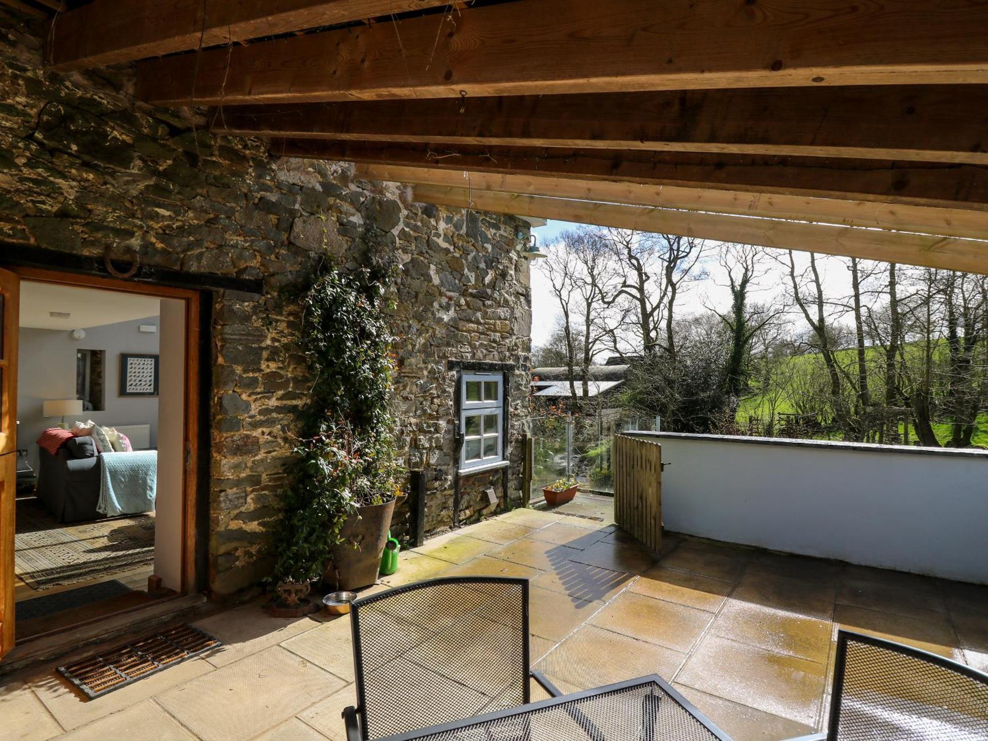 The Barn At Glanoer Villa Bettws Disserth Exterior photo